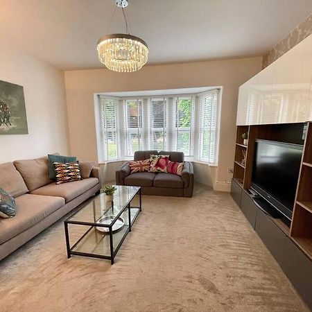Modern 2 Bed Flat W Parking, Dog Friendly, Central Bournemouth Bagian luar foto
