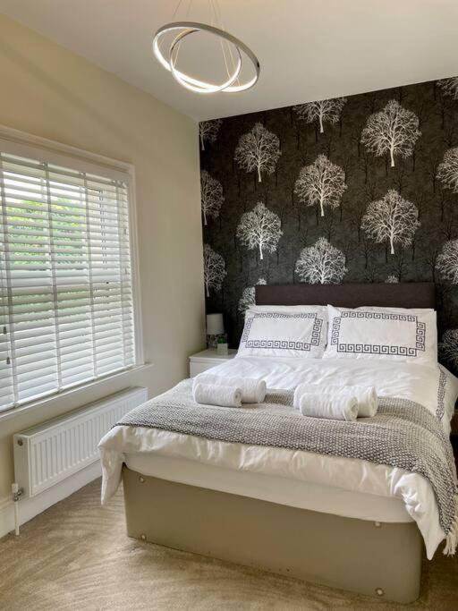 Modern 2 Bed Flat W Parking, Dog Friendly, Central Bournemouth Bagian luar foto